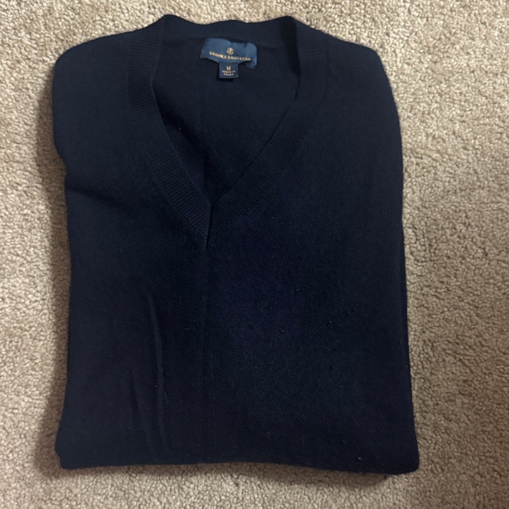 Brooks Brothers Black V-Neck Sweater Classic Knit
